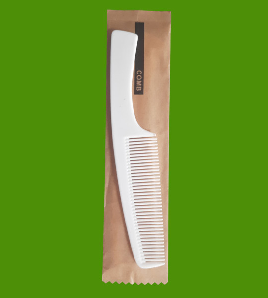 Disposable pocket plastic combs designed exclusively for hotels-spa-salon
